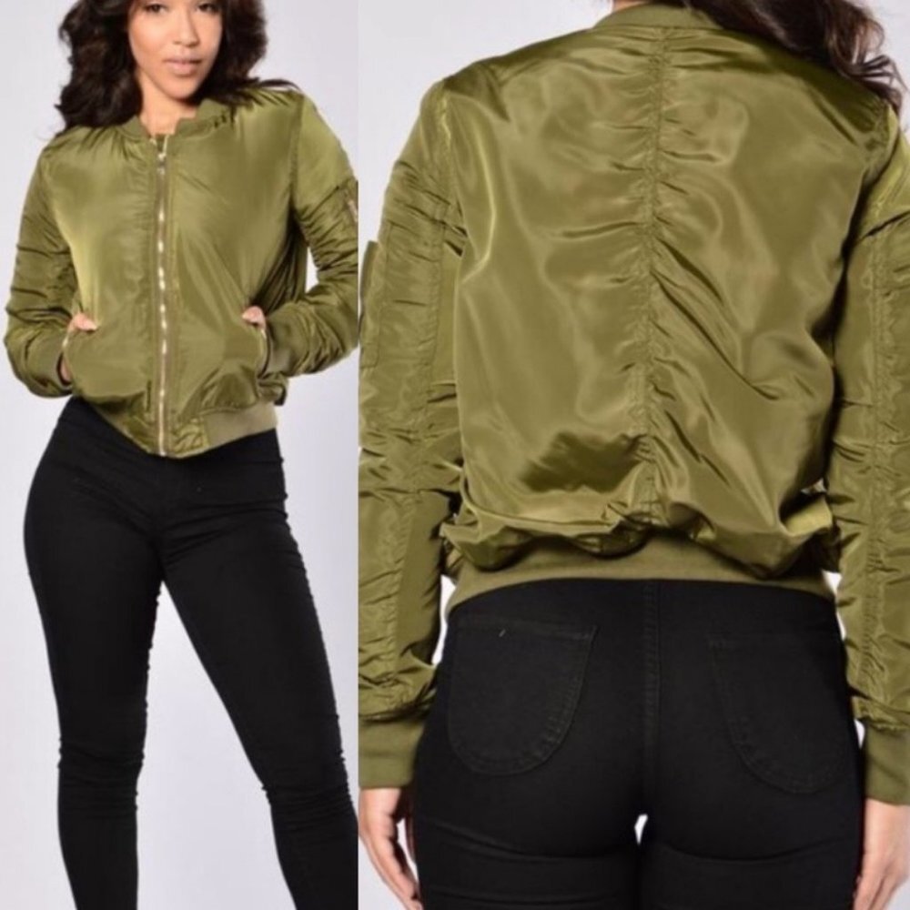 Fashion Nova Poppin Olive Green Bomber Jacket Size XS Coat Padded Puffer Boho - Picture 2 of 12